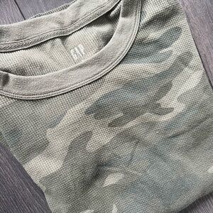 GAP Camouflage Waffle Knit Long Sleeve